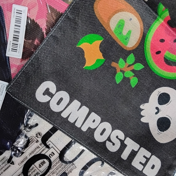 All Season Humorous Garden Flag - Trespassers Will Be Composted - Black - Picture 7 of 13